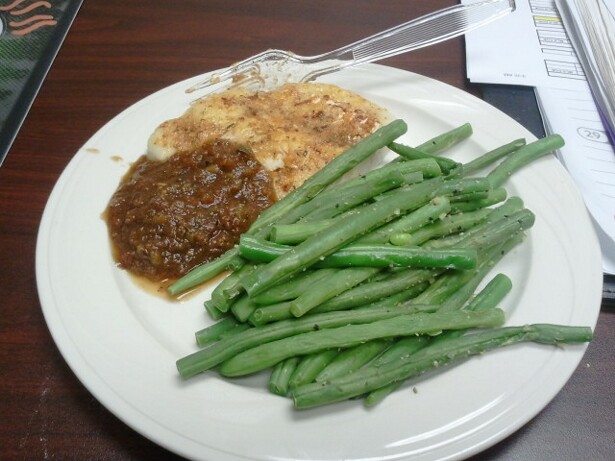 snack 2 - 4 oz grilled chicken breast, salsa, green beans