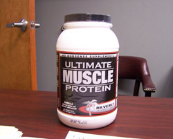 Beverly, Ultimate Muscle Protein Powder - Vanilla flavor